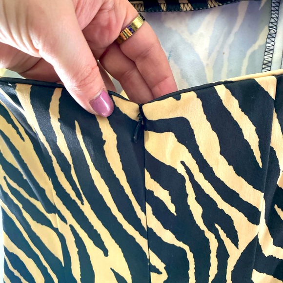 Jessica McClintock | Tan & Black Strapless Formal - Picture 4 of 4